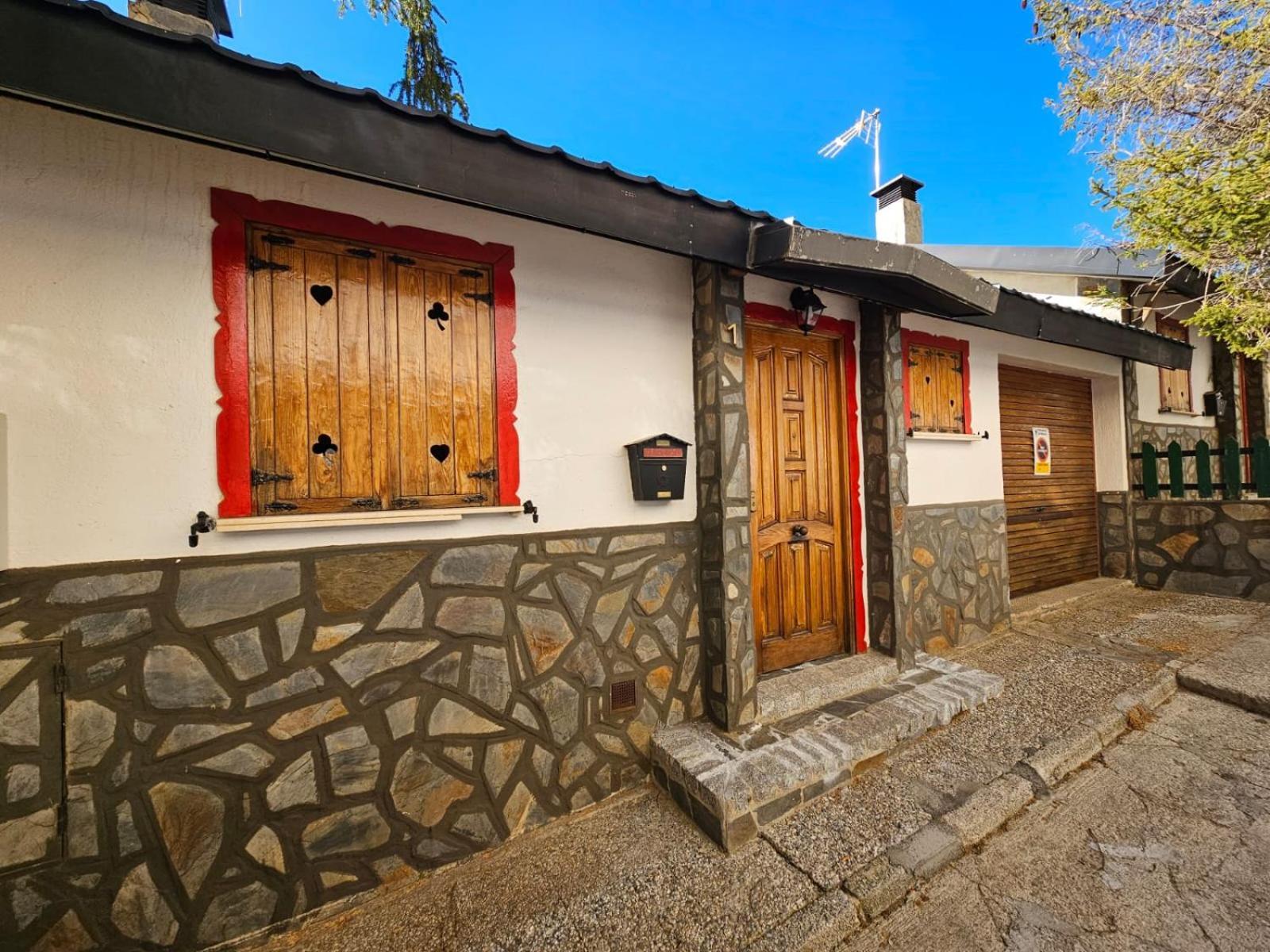 Imeda Casa 6 Estrellas Sierra Nevada Exteriér fotografie